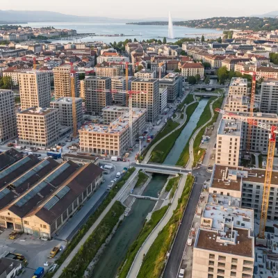 Toitures photovoltaïques de l'écoquartier Les Vergers à Meyrin, immeubles Minergie-A autoproducteurs d'énergie.